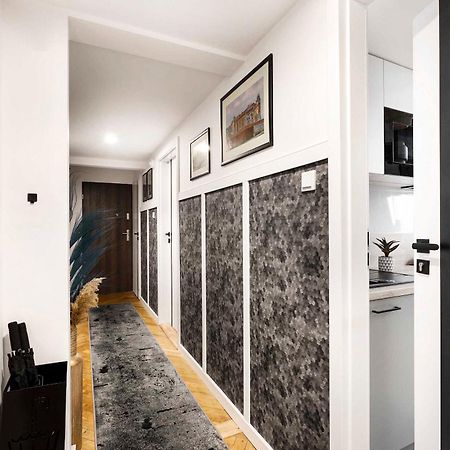 Charming Studio With Kitchen - Old Town, Main Station Krakau Exterior foto