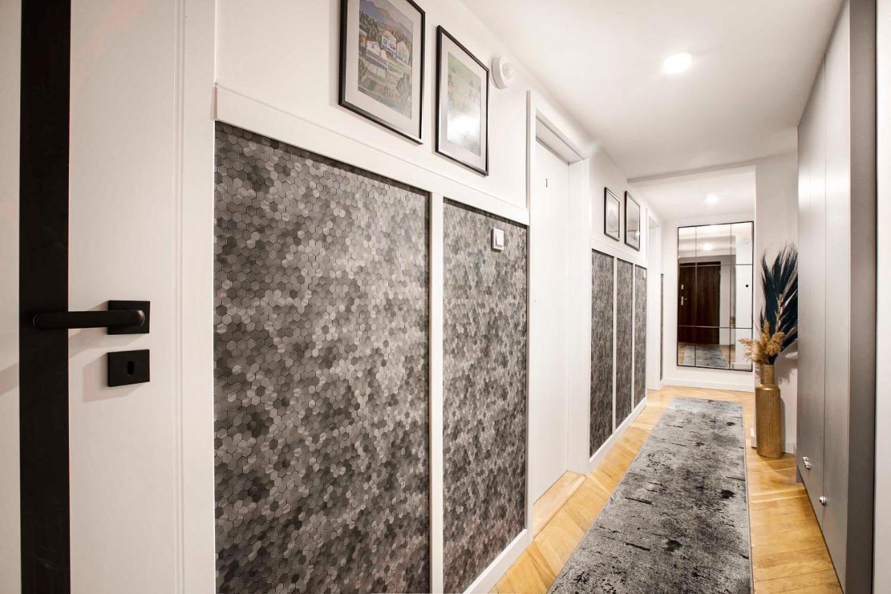 Charming Studio With Kitchen - Old Town, Main Station Krakau Exterior foto